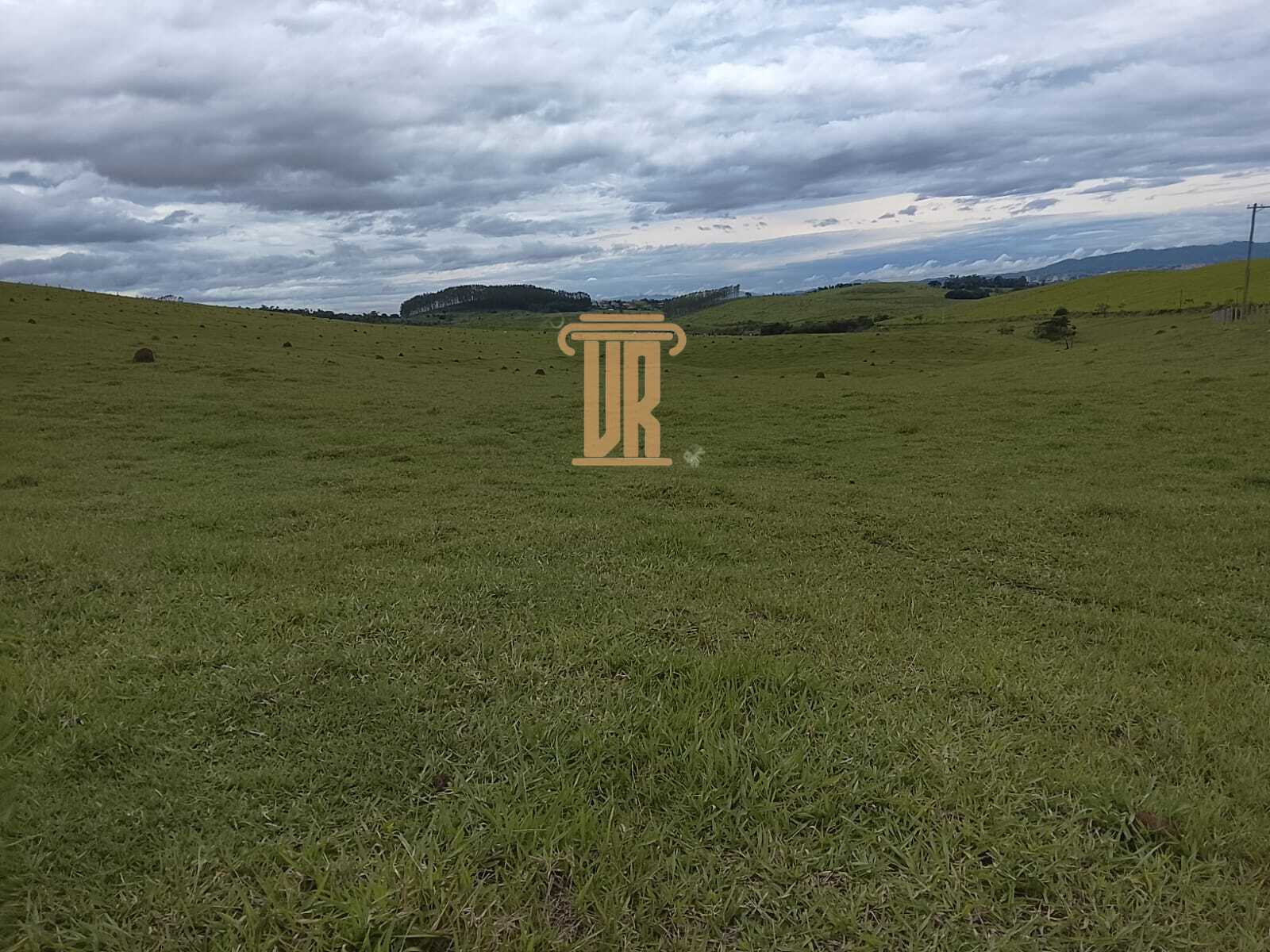 Sitio de 9.43 alqueires em Ca&ccedil;apava - SP  Caçapava - 