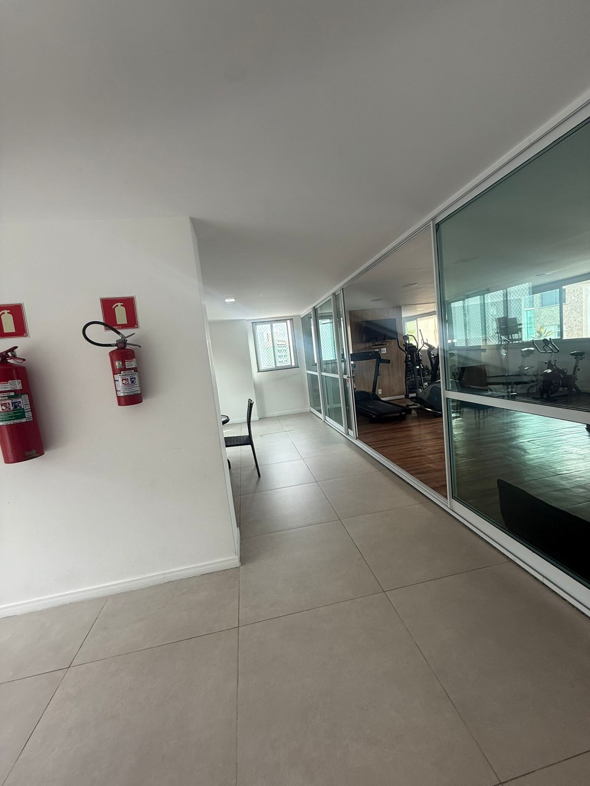 APARTAMENTO SEMI NOVO 3 SU&Iacute;TES LAVABO PISCINA VISTA MAR &Agrave; VENDA NO MORRO IPIRANGA BARRA! Rua Silvino Marques Salvador - 