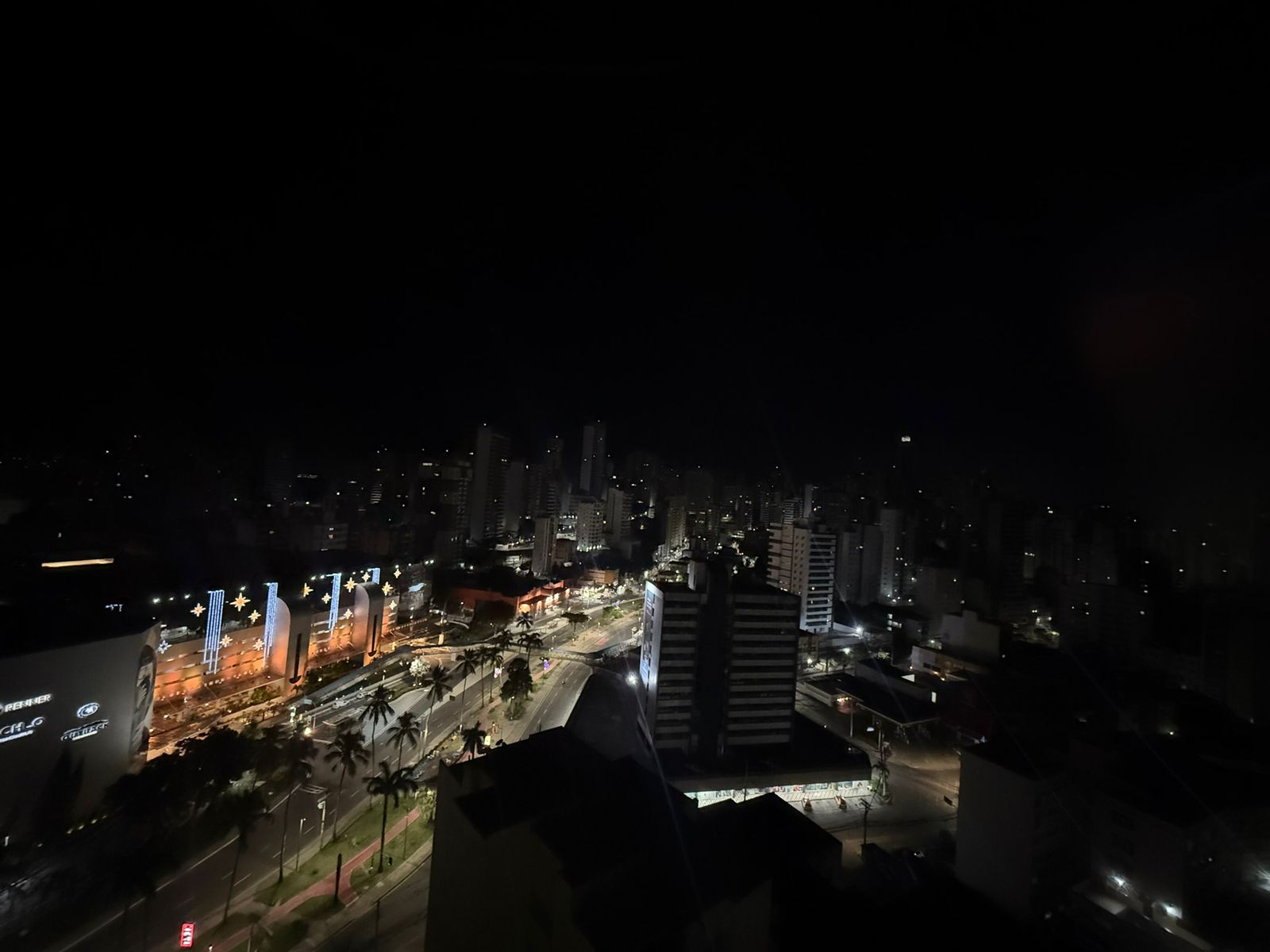 APARTAMENTO SEMI NOVO 3 SU&Iacute;TES LAVABO PISCINA VISTA MAR &Agrave; VENDA NO MORRO IPIRANGA BARRA! Rua Silvino Marques Salvador - 