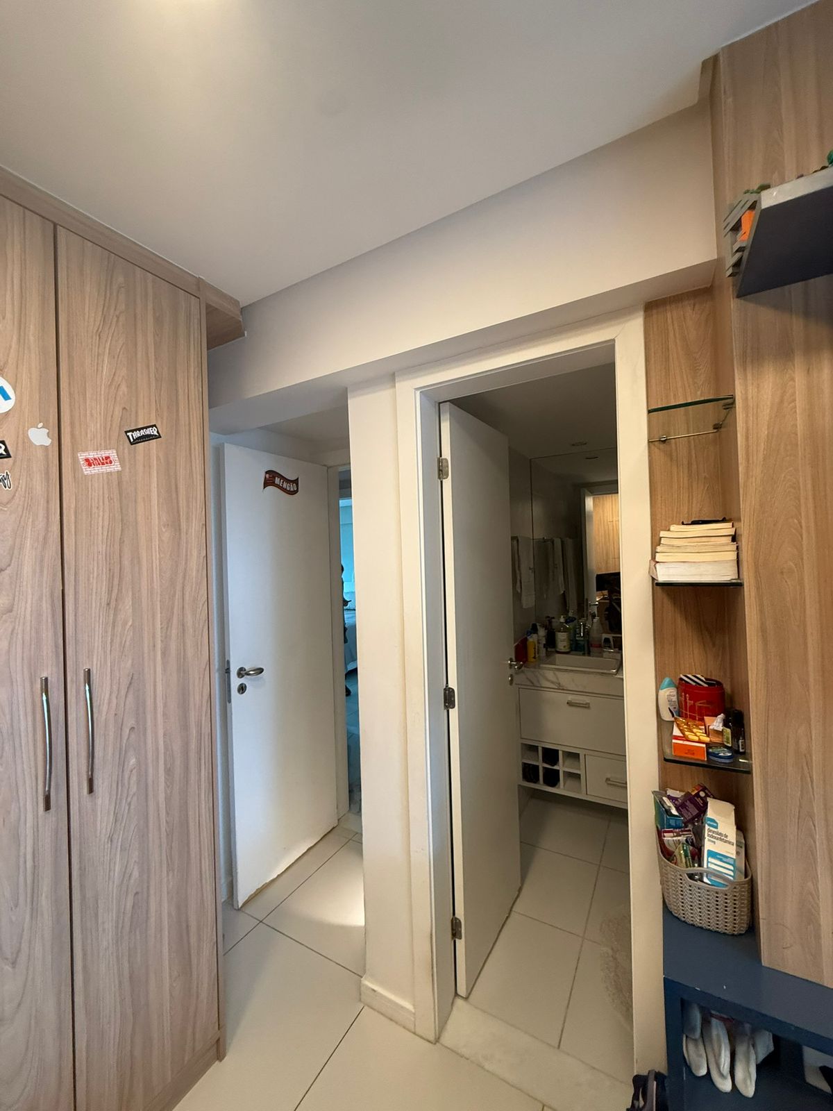 APARTAMENTO SEMI NOVO 3 SU&Iacute;TES LAVABO PISCINA VISTA MAR &Agrave; VENDA NO MORRO IPIRANGA BARRA! Rua Silvino Marques Salvador - 