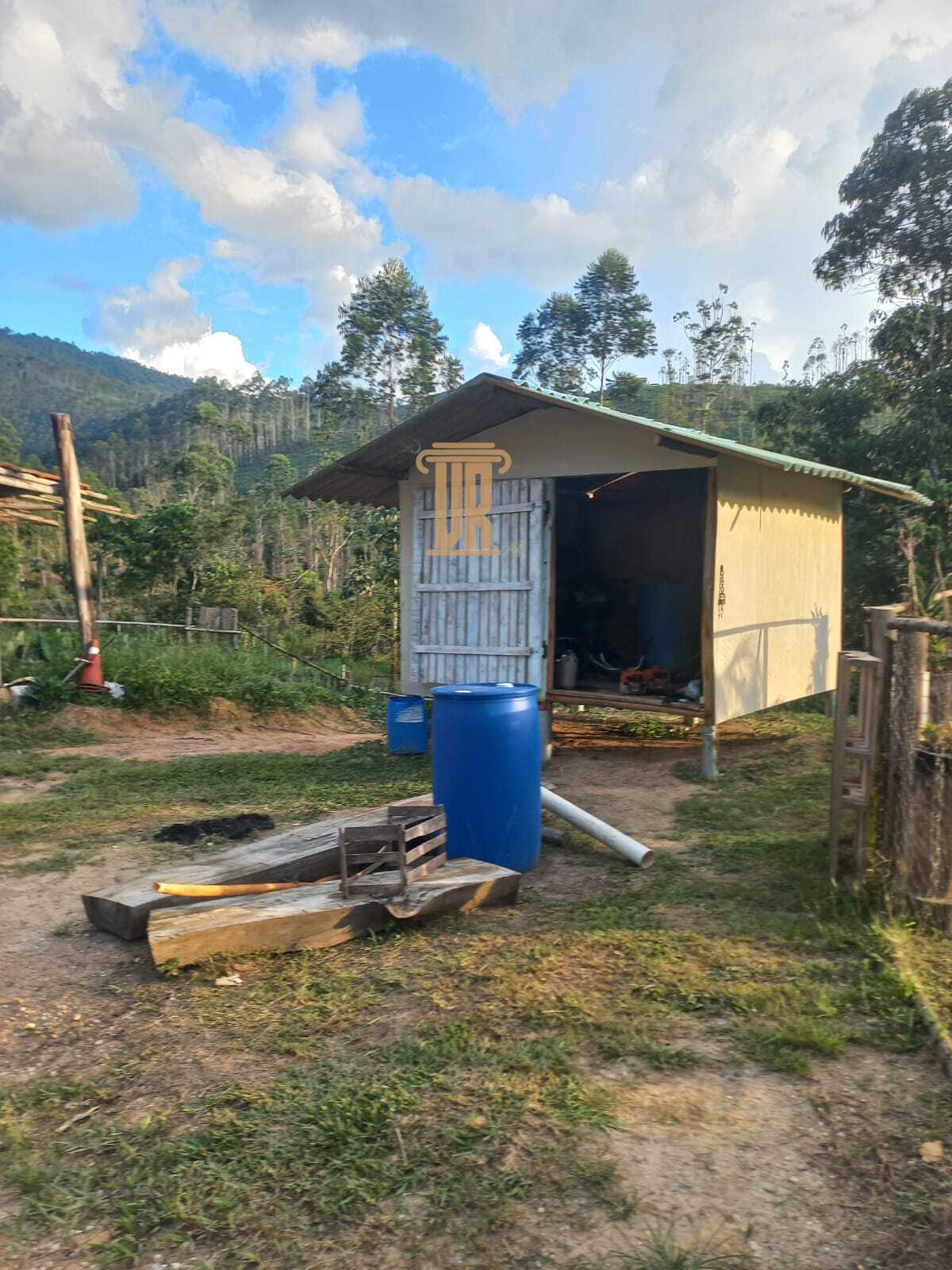 Excelente ch&aacute;cara de 20.000m&sup2; em Monteiro Lobato- SP  MONTEIRO LOBATO - 