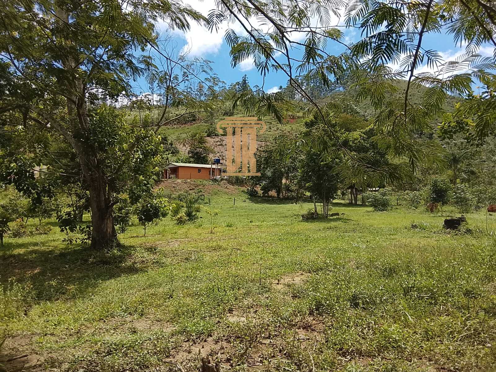 Excelente ch&aacute;cara de 20.000m&sup2; em Monteiro Lobato- SP  MONTEIRO LOBATO - 