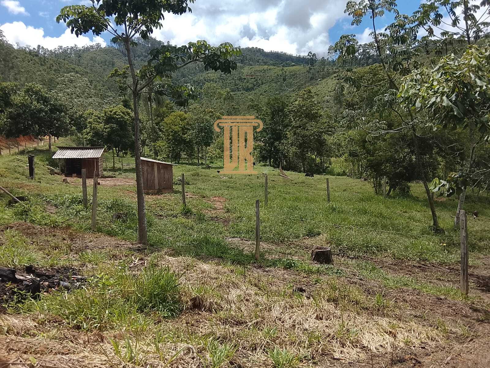 Excelente ch&aacute;cara de 20.000m&sup2; em Monteiro Lobato- SP  MONTEIRO LOBATO - 
