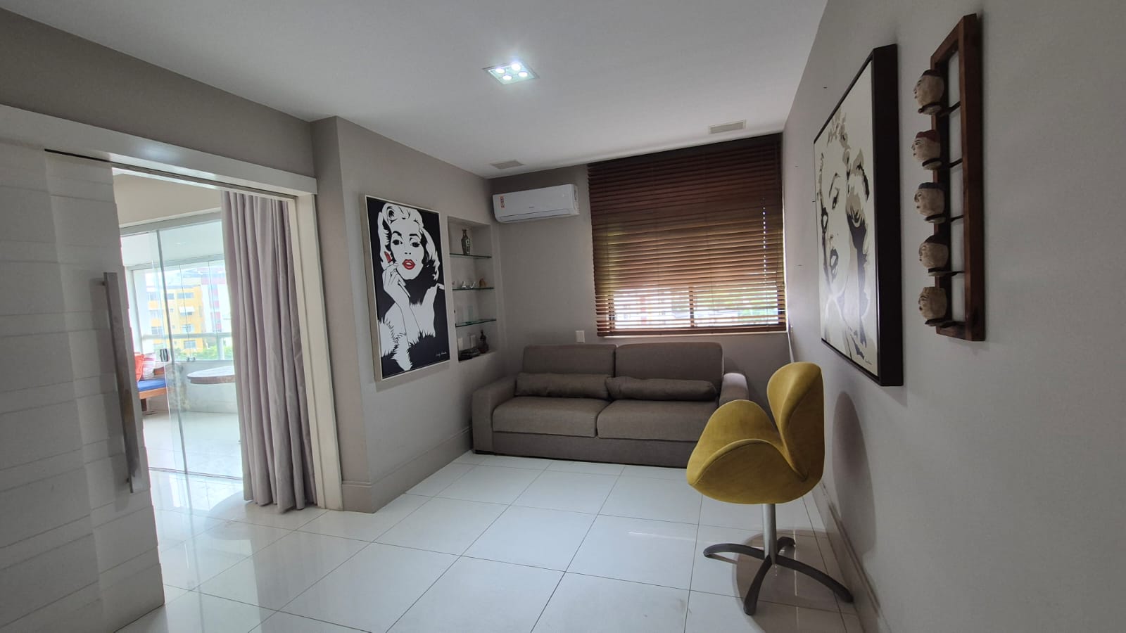 APARTAMENTO ALTO PADR&Atilde;O 4 QUARTOS 3 SU&Iacute;TES PISCINA ELEVADORES &Agrave; VENDA NO RIO VERMELHO! Rua Tamoios Salvador - 