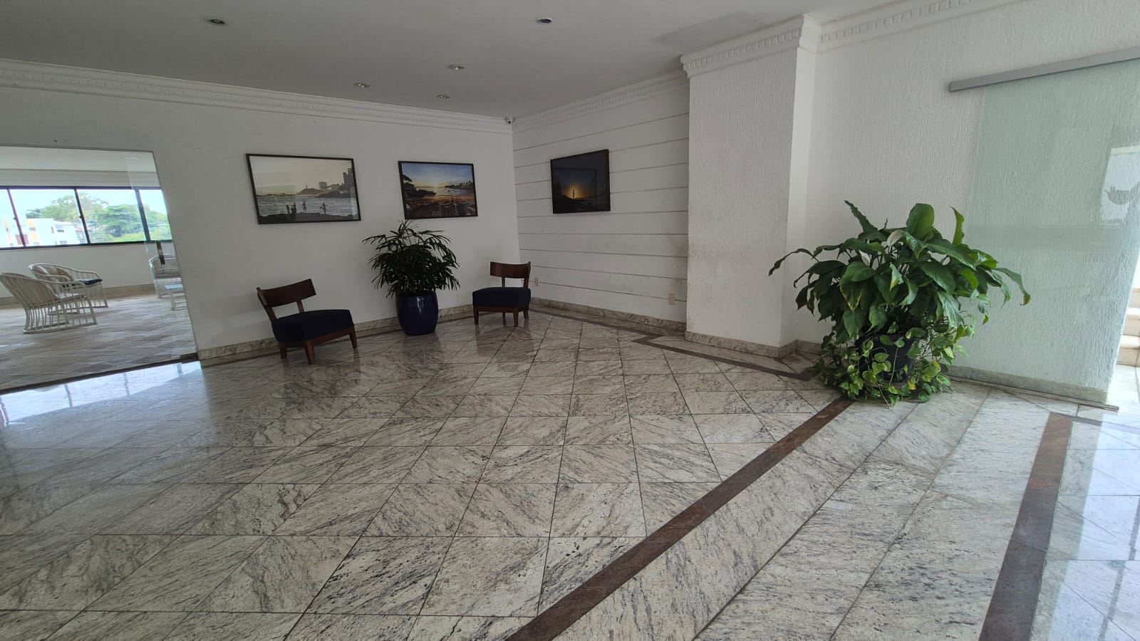 APARTAMENTO ALTO PADR&Atilde;O 4 QUARTOS 3 SU&Iacute;TES PISCINA ELEVADORES &Agrave; VENDA NO RIO VERMELHO! Rua Tamoios Salvador - 