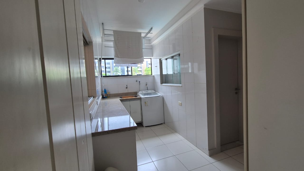 APARTAMENTO ALTO PADR&Atilde;O 4 QUARTOS 3 SU&Iacute;TES PISCINA ELEVADORES &Agrave; VENDA NO RIO VERMELHO! Rua Tamoios Salvador - 