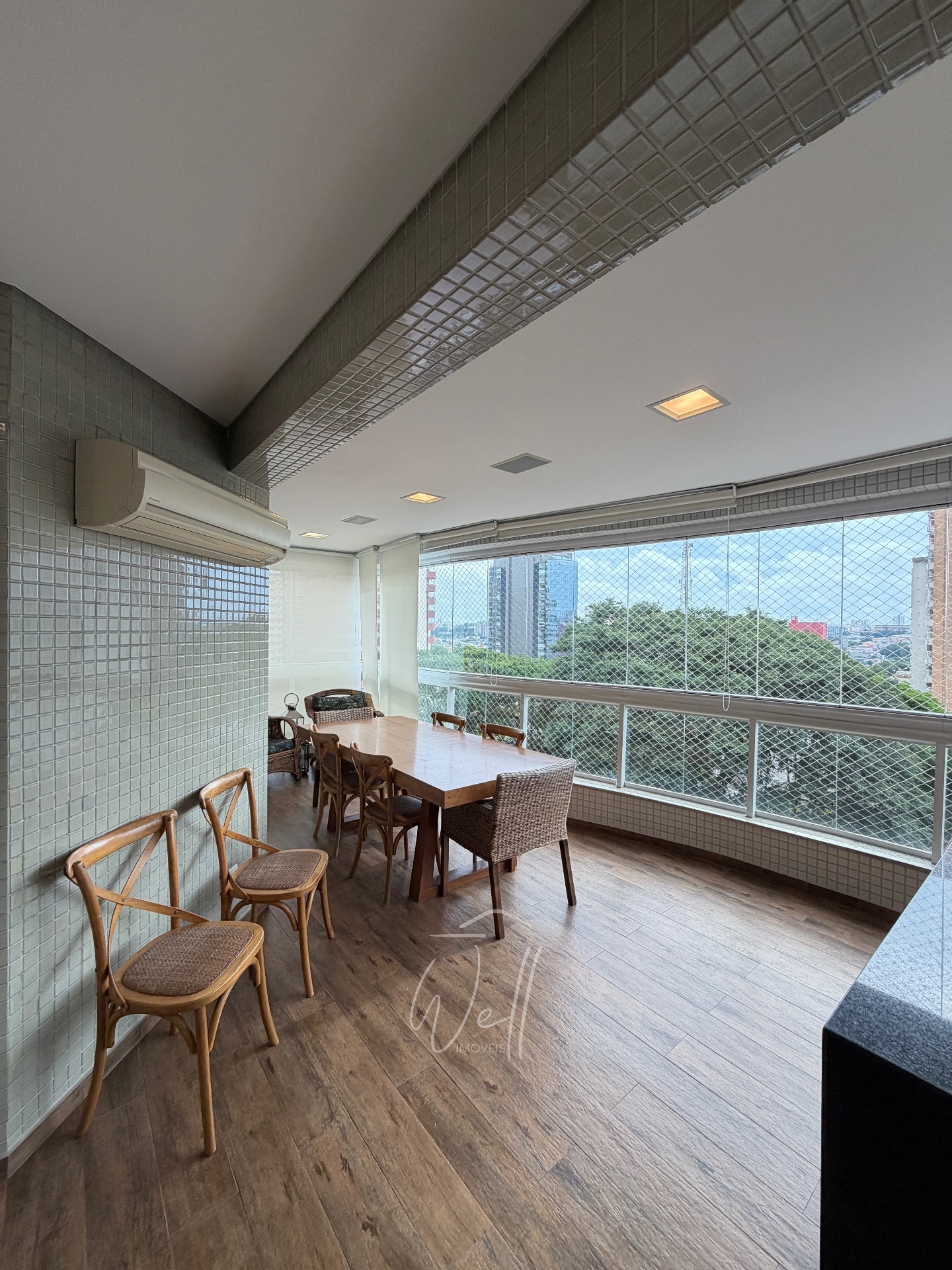 Apartamento mobiliado no Cond. Magestic 250m2 - 04 su&iacute;tes - 04 vagas  São Bernardo do Campo - 