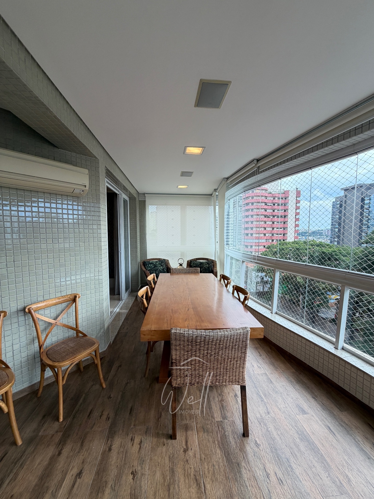 Apartamento mobiliado no Cond. Magestic 250m2 - 04 su&iacute;tes - 04 vagas  São Bernardo do Campo - 