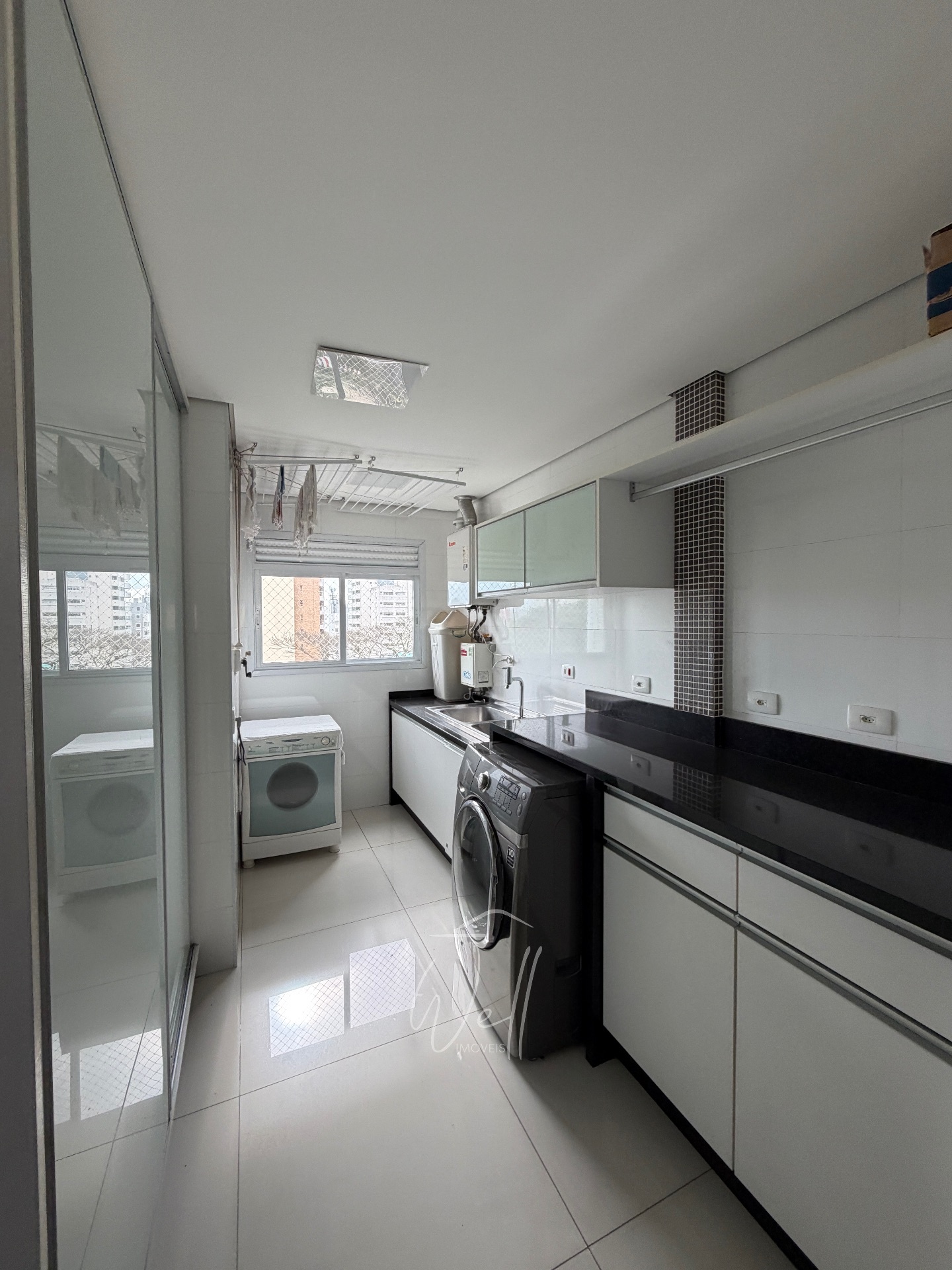 Apartamento mobiliado no Cond. Magestic 250m2 - 04 su&iacute;tes - 04 vagas  São Bernardo do Campo - 