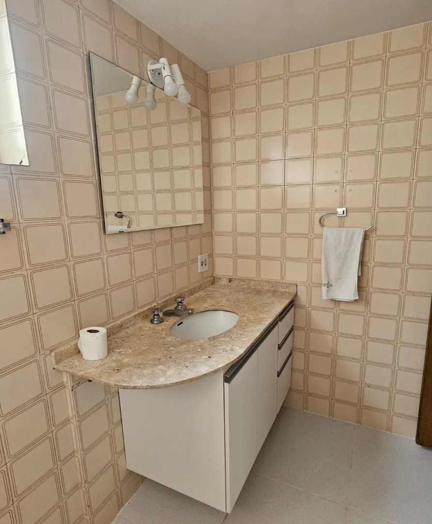 &Oacute;timo apartamento em fant&aacute;stica localiza&ccedil;&atilde;o com vista linda e livre Rua Nove de Julho - - 