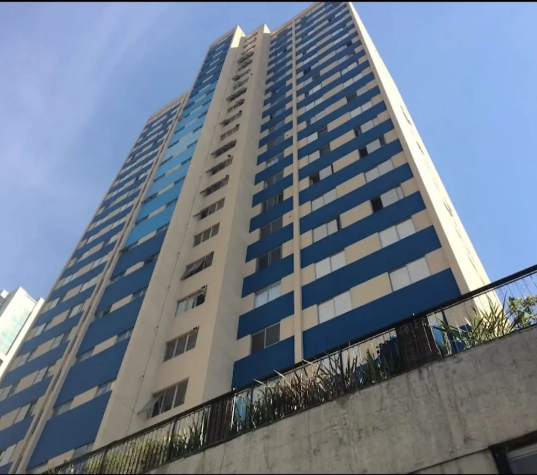 &Oacute;timo apartamento em fant&aacute;stica localiza&ccedil;&atilde;o com vista linda e livre Rua Nove de Julho - - 