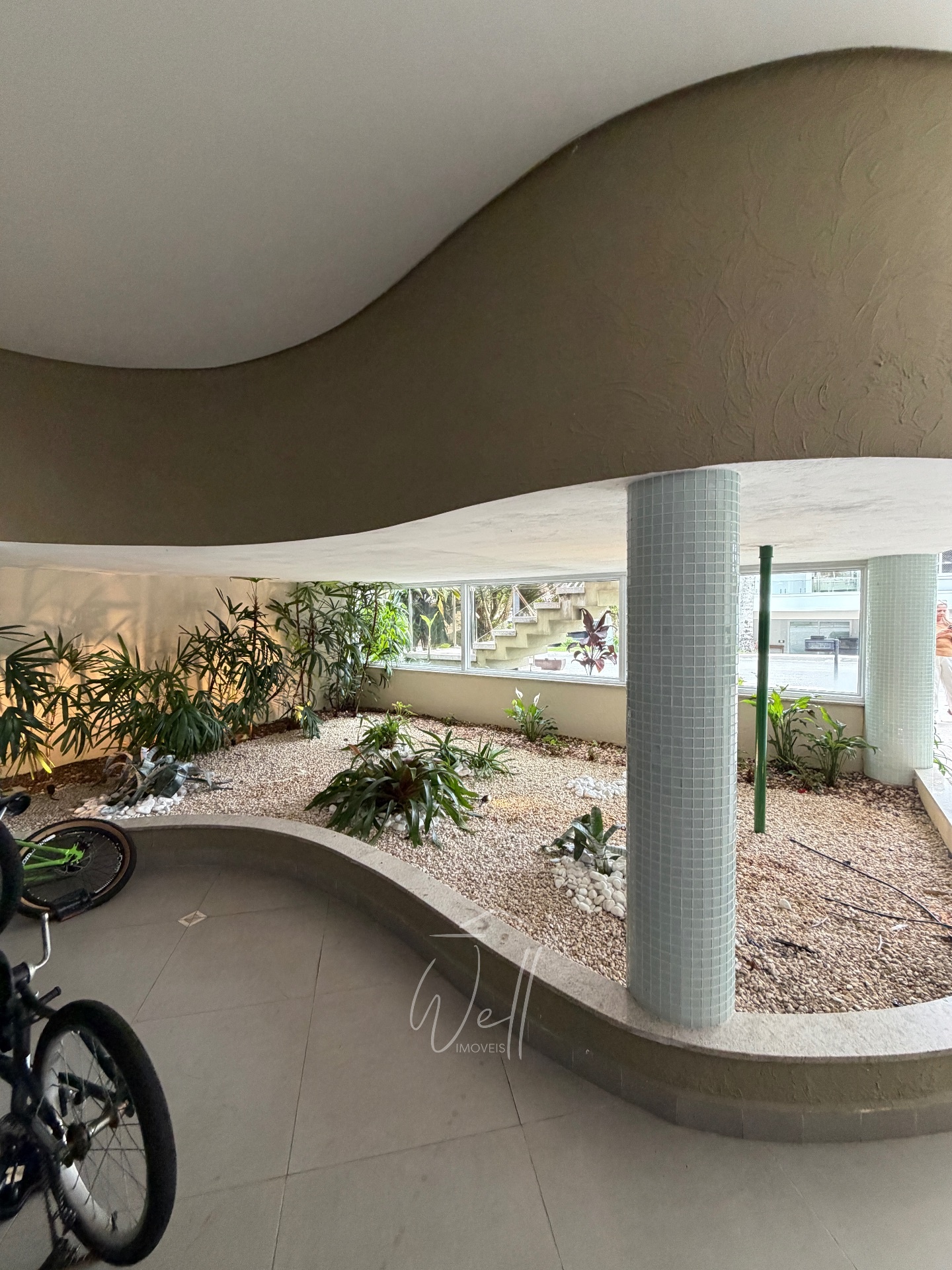 Mans&atilde;o com 750 m2 de &aacute;rea contruida no Condominio Swiss Park  05 Suites - 07 vagas Avenida Omar Daibert São Bernardo do Campo - 