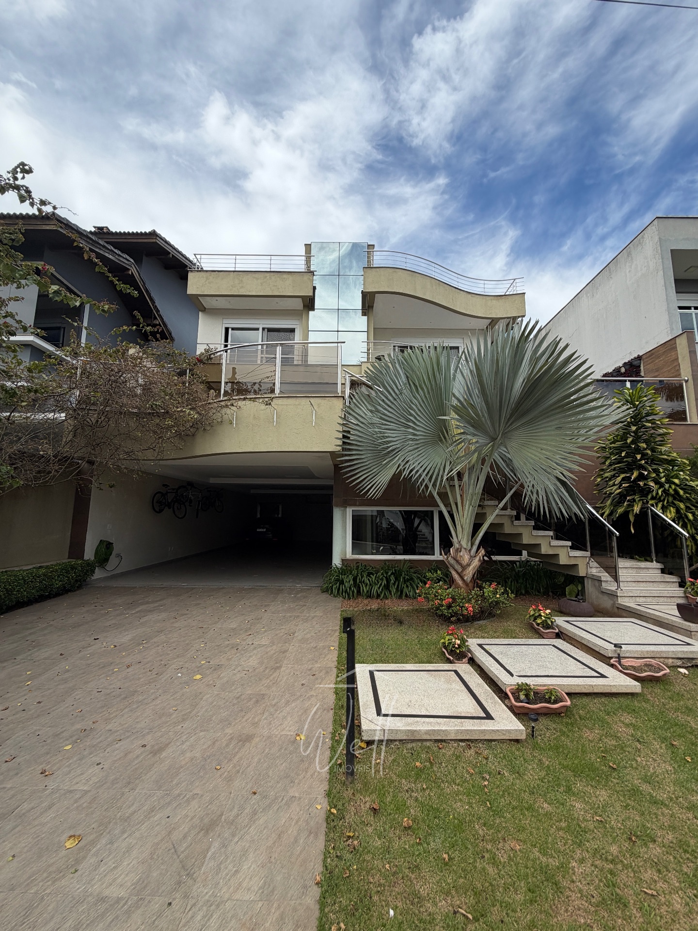 Mans&atilde;o com 750 m2 de &aacute;rea contruida no Condominio Swiss Park  05 Suites - 07 vagas Avenida Omar Daibert São Bernardo do Campo - 