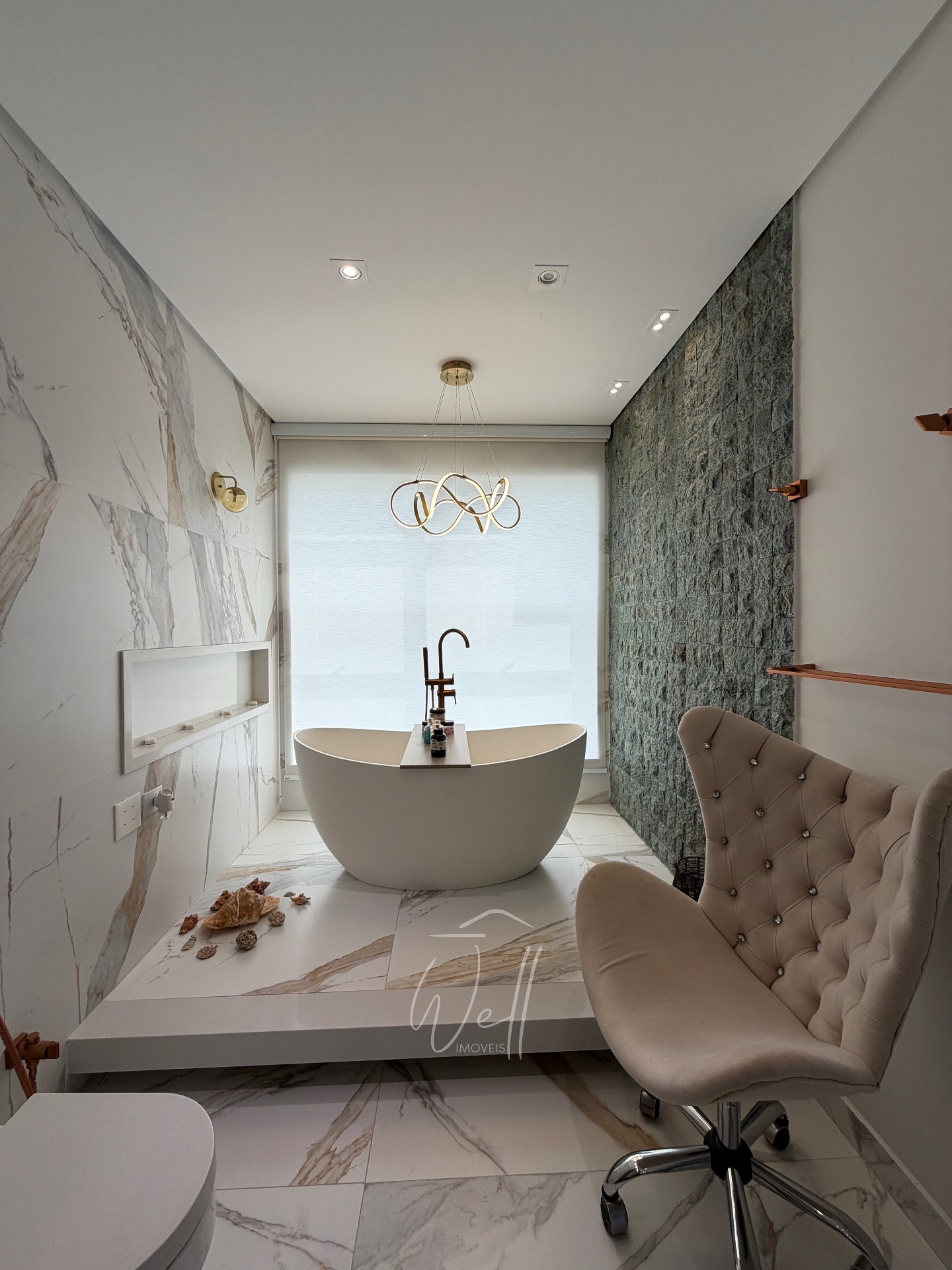 Mans&atilde;o com 750 m2 de &aacute;rea contruida no Condominio Swiss Park  05 Suites - 07 vagas Avenida Omar Daibert São Bernardo do Campo - 