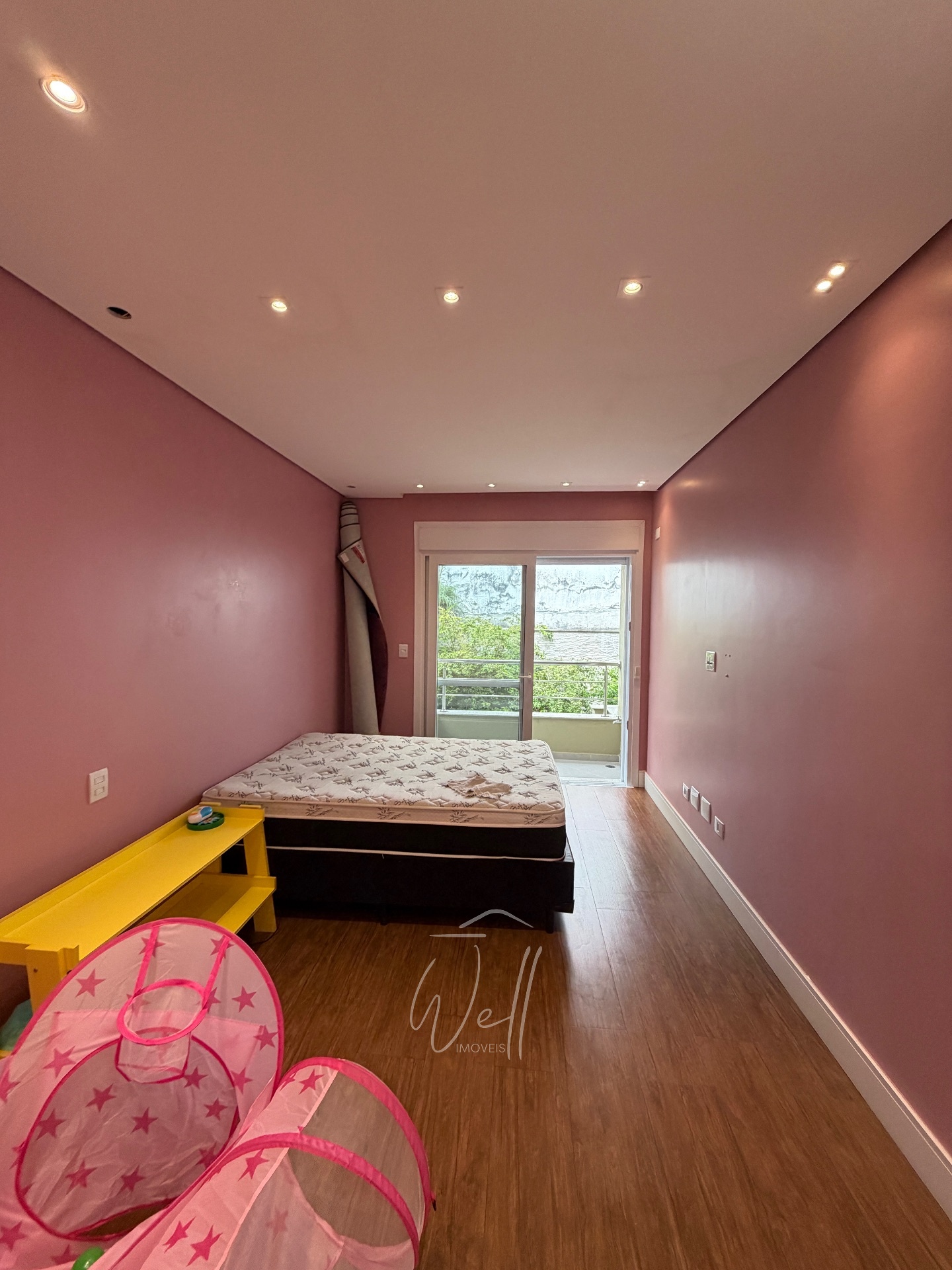 Mans&atilde;o com 750 m2 de &aacute;rea contruida no Condominio Swiss Park  05 Suites - 07 vagas Avenida Omar Daibert São Bernardo do Campo - 