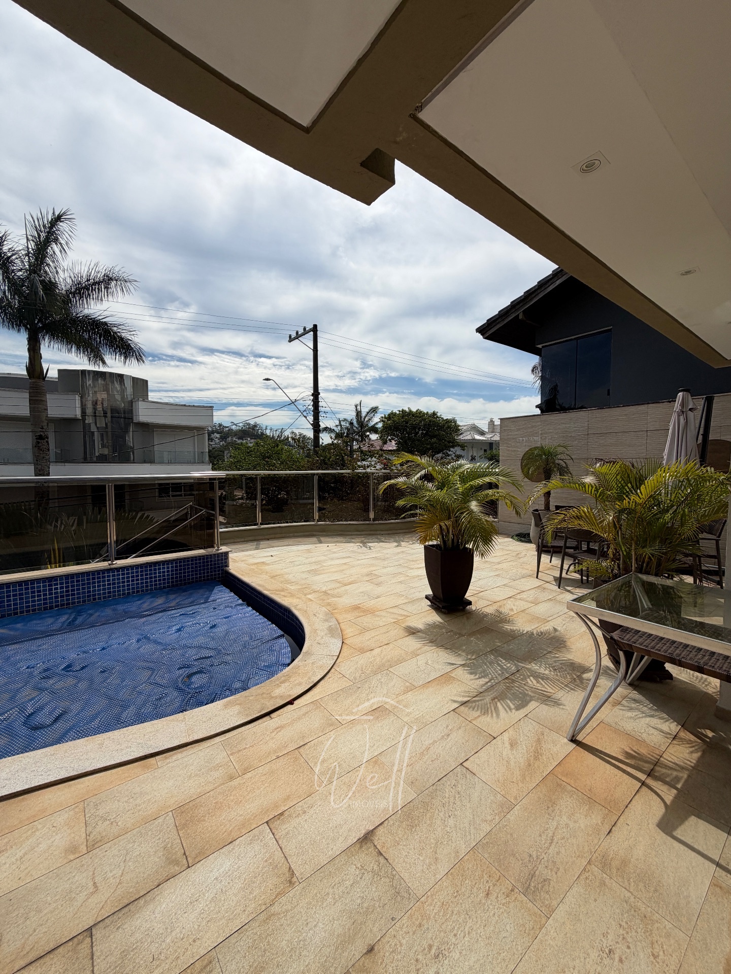 Mans&atilde;o com 750 m2 de &aacute;rea contruida no Condominio Swiss Park  05 Suites - 07 vagas Avenida Omar Daibert São Bernardo do Campo - 