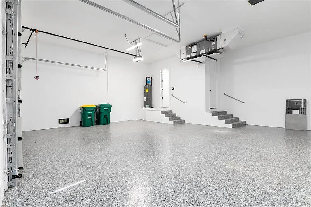 Casa contempor&acirc;nea &agrave; venda, no condom&iacute;nio South Gulf Cove, em Port Charlotte &ndash; Fl&oacute;rida  - - 