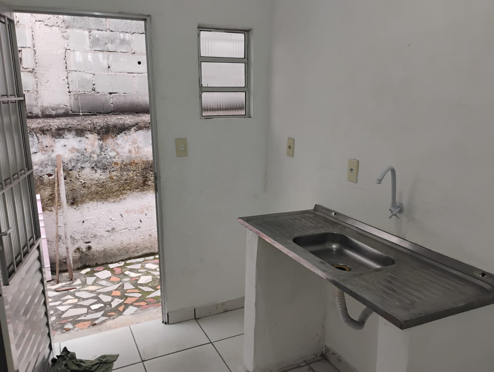 Casa- 2 c&ocirc;modos - Vila Lavinia  Mogi das Cruzes - 