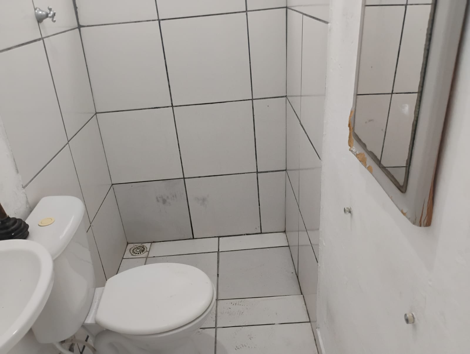 Casa- 2 c&ocirc;modos - Vila Lavinia  Mogi das Cruzes - 