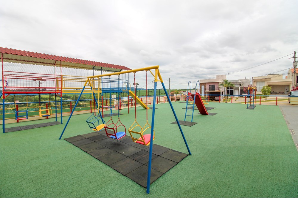 Casa &Agrave; venda, 200m - 4 Dorm. 2 su&iacute;tes - R$ 1.050.000 - Cond. Villagio Milano - Sorocaba Avenida Elias Maluf Sorocaba - 