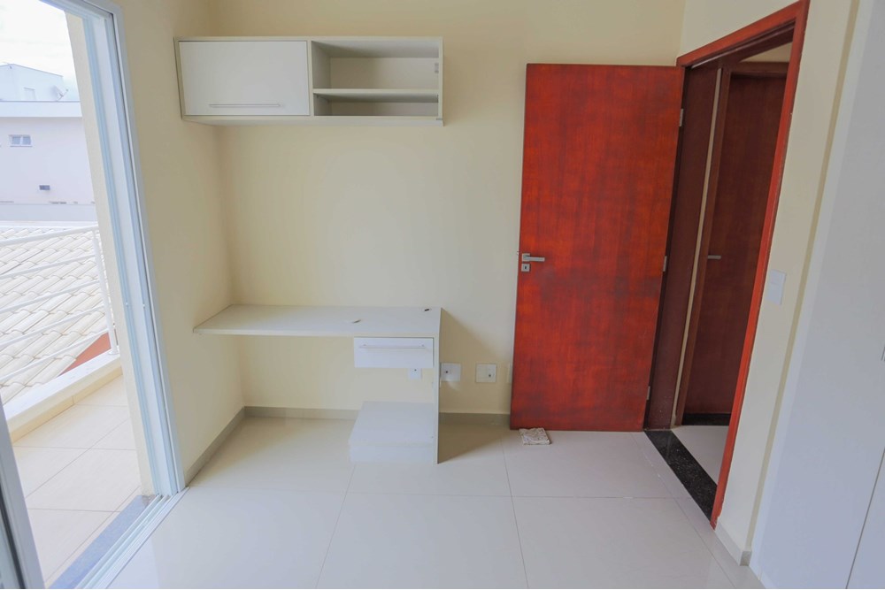 Casa &Agrave; venda, 200m - 4 Dorm. 2 su&iacute;tes - R$ 1.050.000 - Cond. Villagio Milano - Sorocaba Avenida Elias Maluf Sorocaba - 