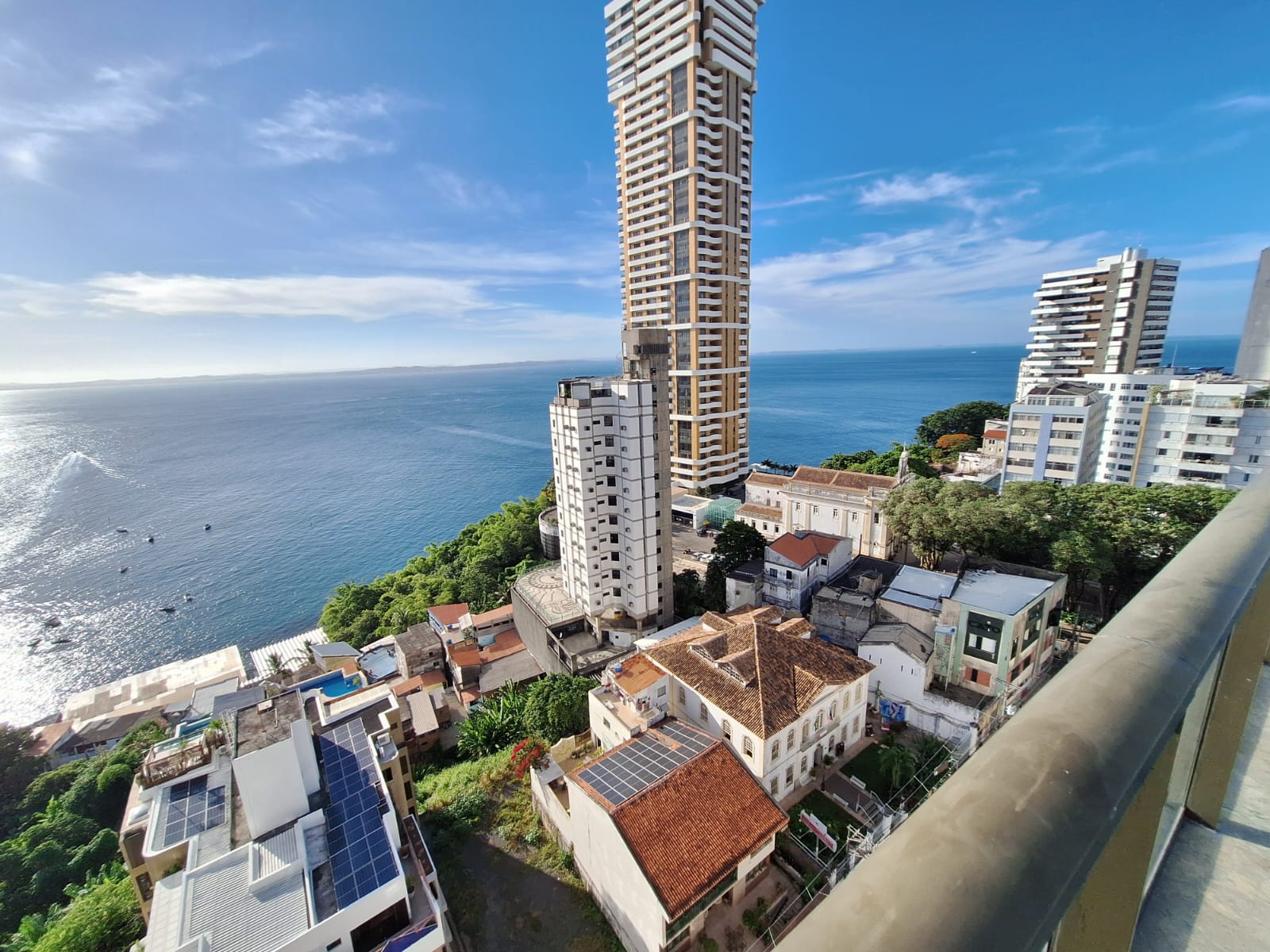 APARTAMENTO ALTO LUXO NOVO 3 SU&Iacute;TES VARANDA PISCINA ACADEMIA VISTA MAR &Agrave; VENDA NA BARRA! Avenida Sete de Setembro Salvador - 