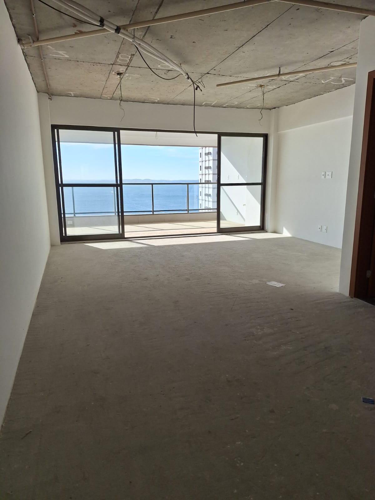 APARTAMENTO ALTO LUXO NOVO 3 SU&Iacute;TES VARANDA PISCINA ACADEMIA VISTA MAR &Agrave; VENDA NA BARRA! Avenida Sete de Setembro Salvador - 