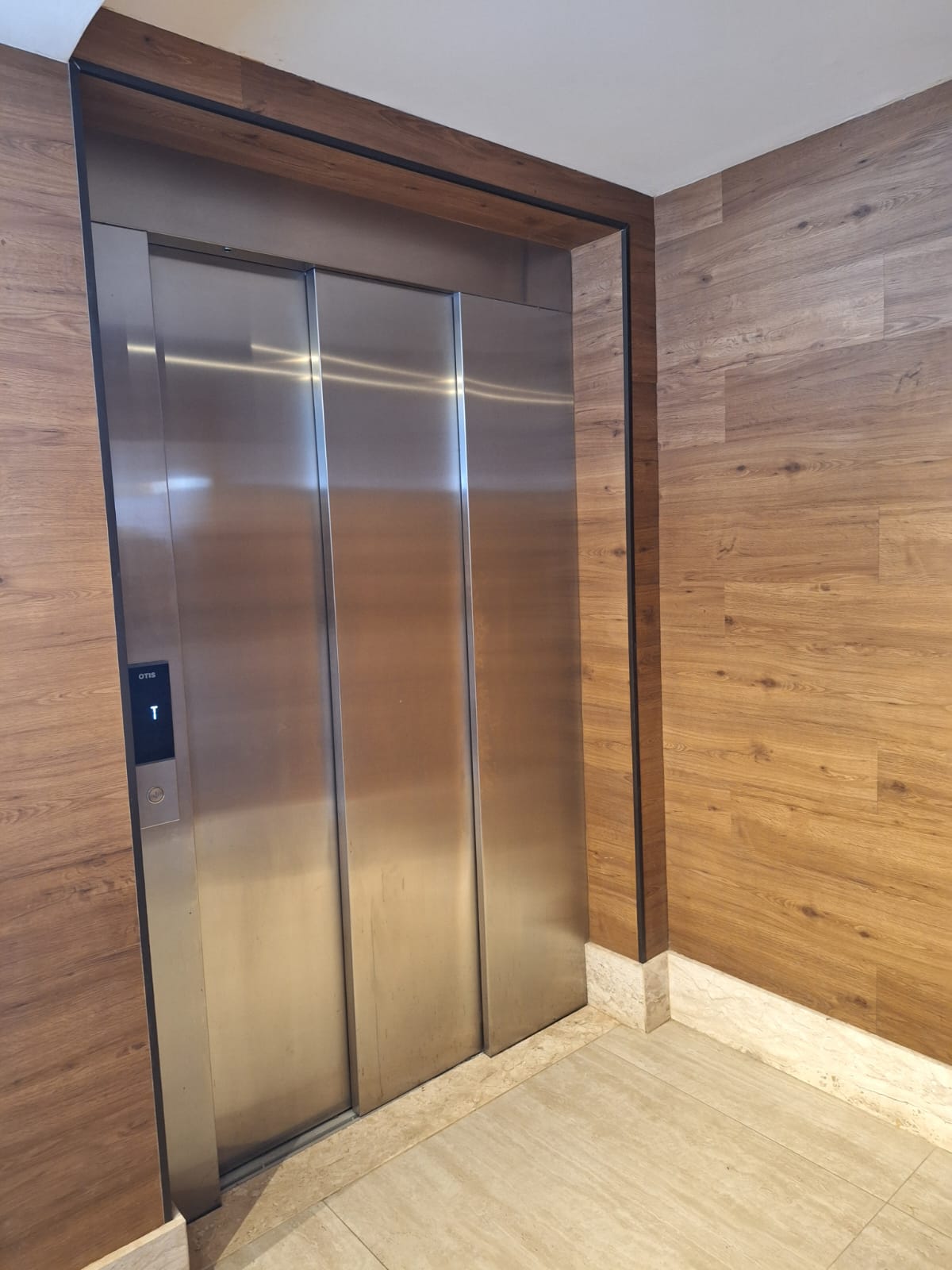 APARTAMENTO ALTO LUXO NOVO 3 SU&Iacute;TES VARANDA PISCINA ACADEMIA VISTA MAR &Agrave; VENDA NA BARRA! Avenida Sete de Setembro Salvador - 