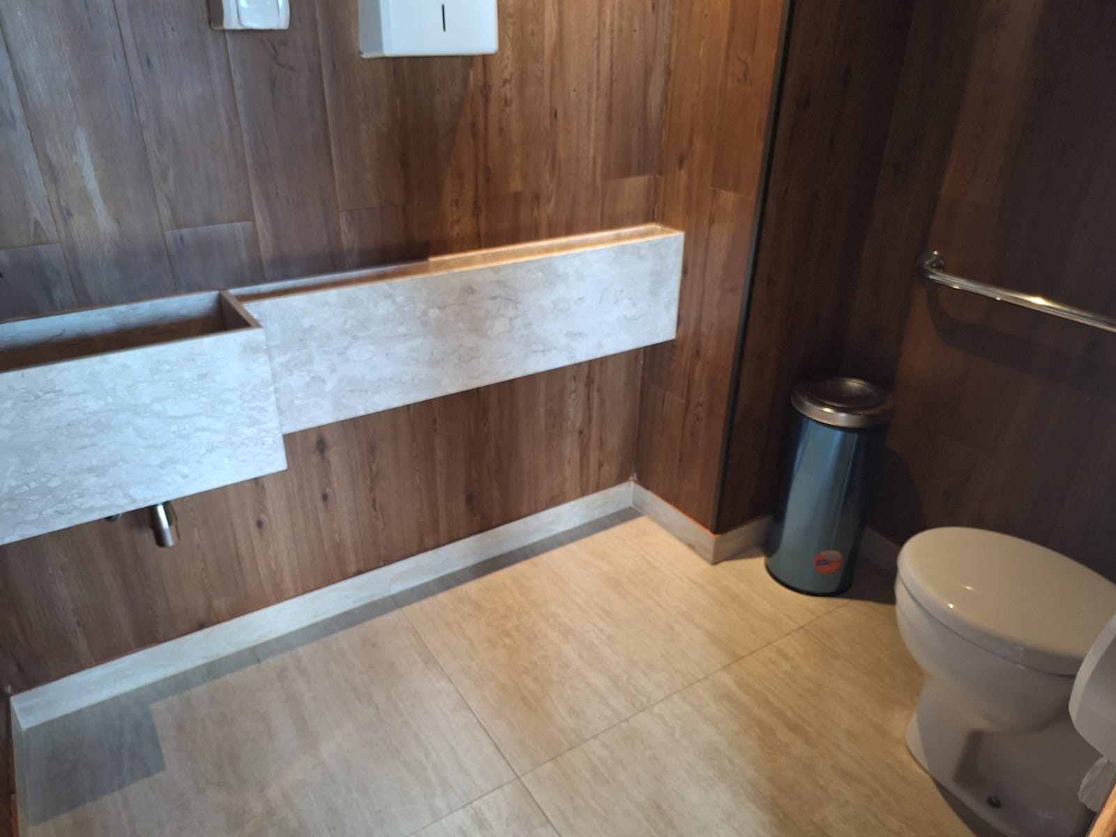 APARTAMENTO ALTO LUXO NOVO 3 SU&Iacute;TES VARANDA PISCINA ACADEMIA VISTA MAR &Agrave; VENDA NA BARRA! Avenida Sete de Setembro Salvador - 