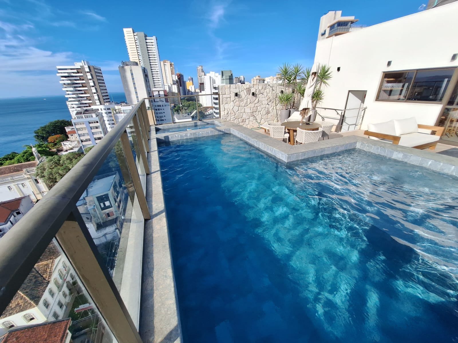 APARTAMENTO ALTO LUXO NOVO 3 SU&Iacute;TES VARANDA PISCINA ACADEMIA VISTA MAR &Agrave; VENDA NA BARRA! Avenida Sete de Setembro Salvador - 