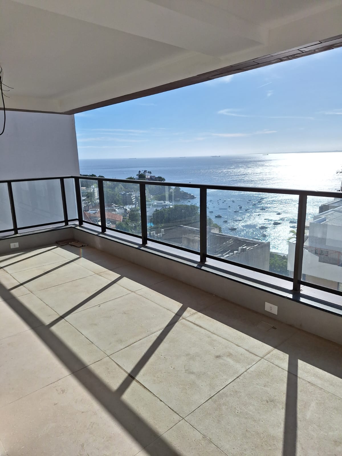 APARTAMENTO ALTO LUXO NOVO 3 SU&Iacute;TES VARANDA PISCINA ACADEMIA VISTA MAR &Agrave; VENDA NA BARRA! Avenida Sete de Setembro Salvador - 