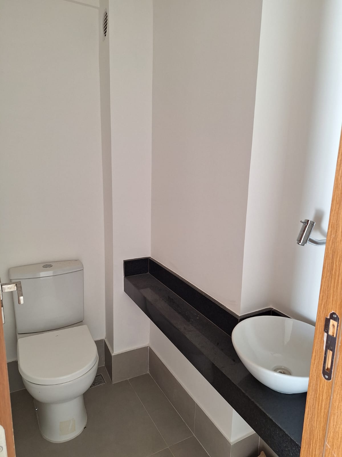 APARTAMENTO ALTO LUXO NOVO 3 SU&Iacute;TES VARANDA PISCINA ACADEMIA VISTA MAR &Agrave; VENDA NA BARRA! Avenida Sete de Setembro Salvador - 
