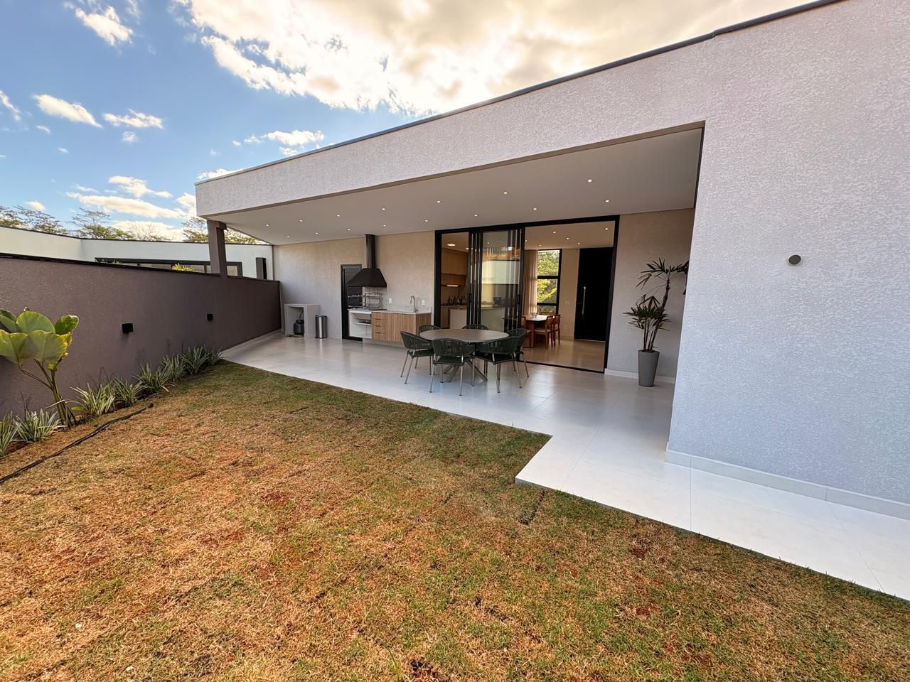 Casa com 3 dormit&oacute;rios &agrave; venda,201m&sup2; - Condom&iacute;nio Helena Maria - Sorocaba - SP Alameda Ravenna Sorocaba - 