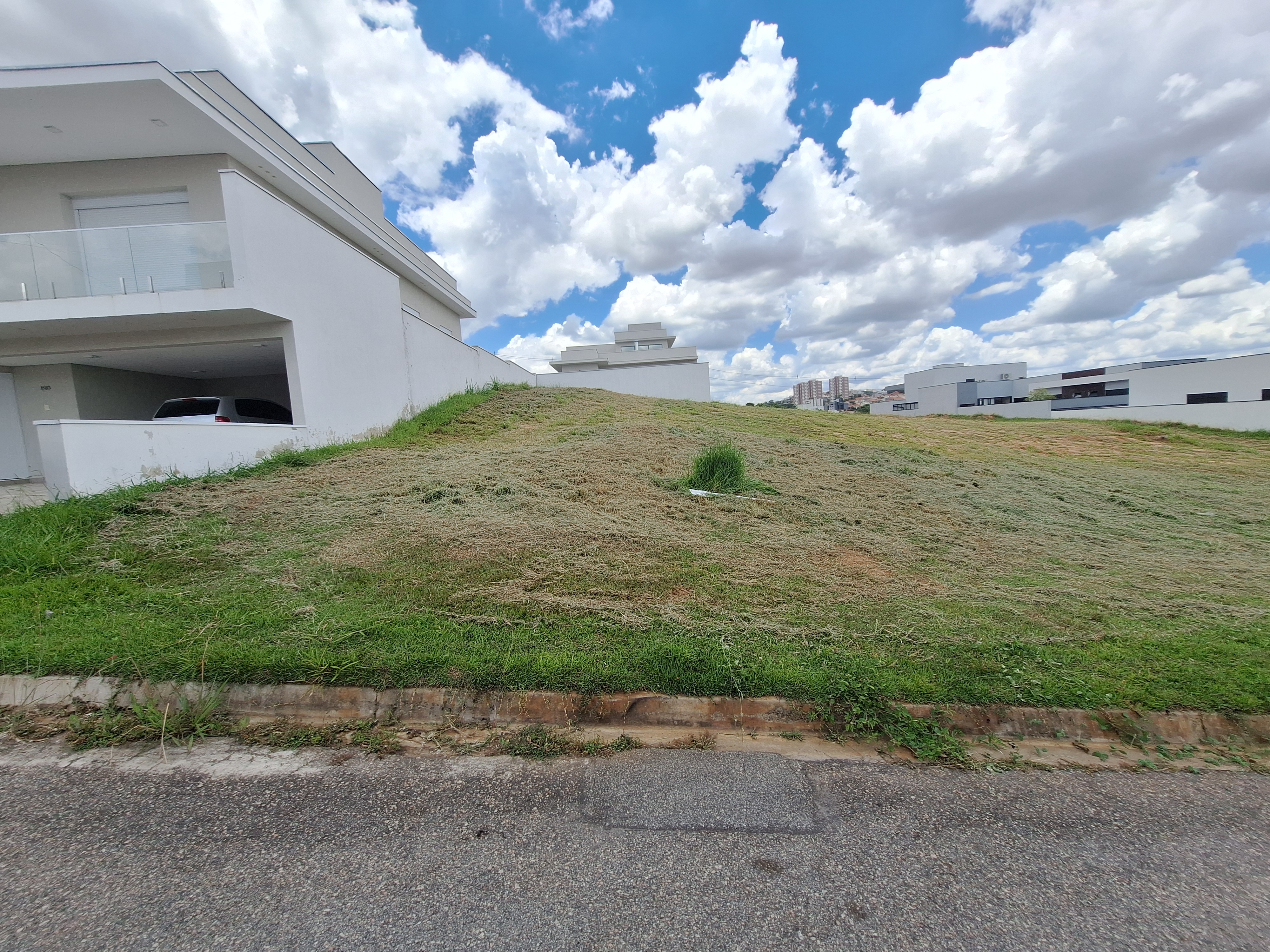 Terreno &agrave; venda, 360 m&sup2; por R$ 425.000 - Condom&iacute;nio Bouganville - Sorocaba/SP Avenida São Paulo Sorocaba - 