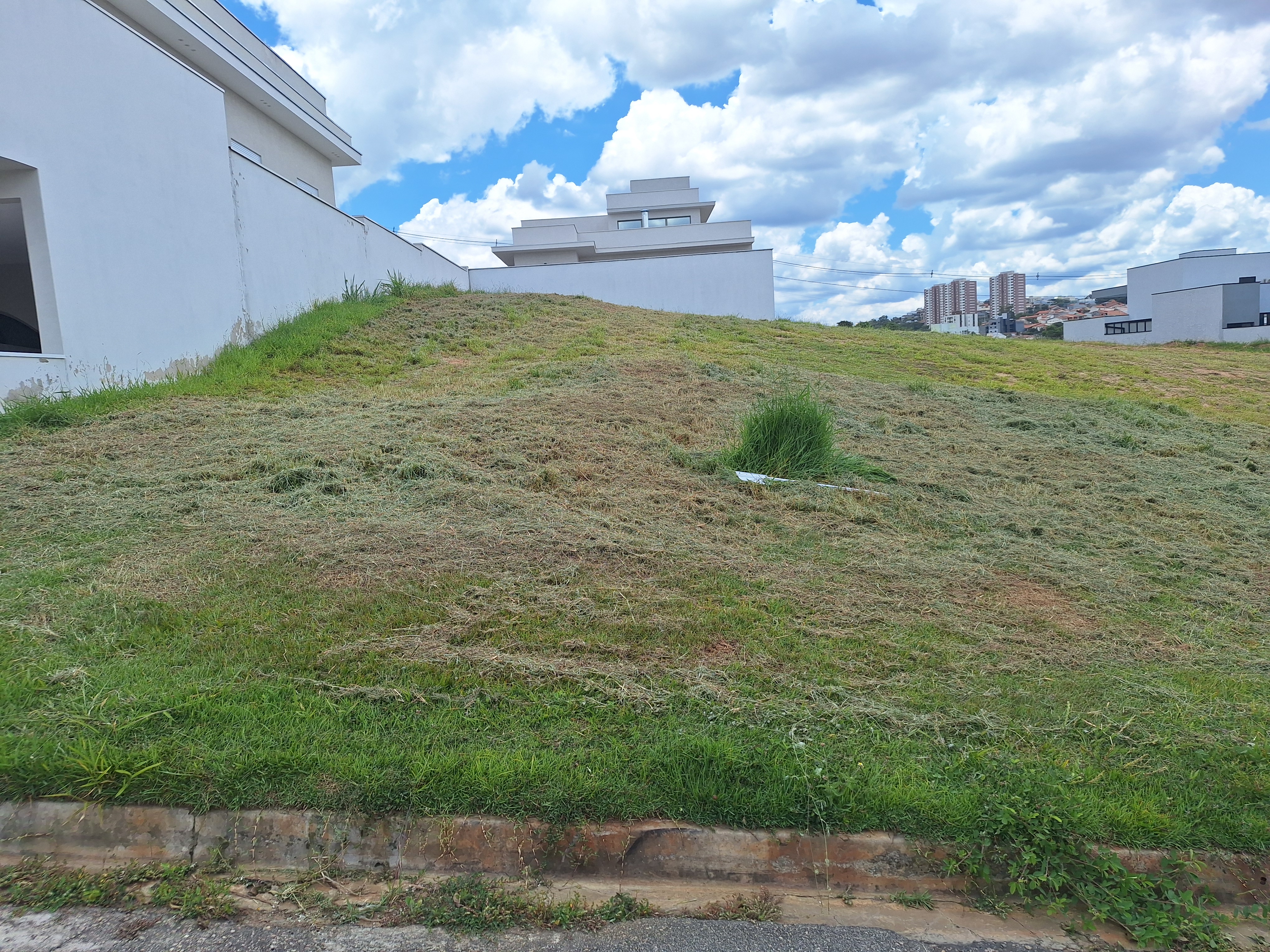 Terreno &agrave; venda, 360 m&sup2; por R$ 425.000 - Condom&iacute;nio Bouganville - Sorocaba/SP Avenida São Paulo Sorocaba - 