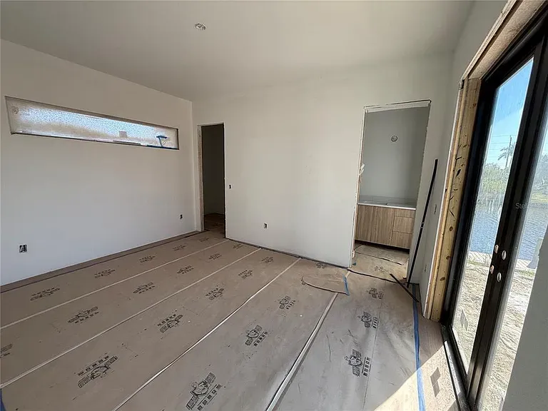 Resid&ecirc;ncia &agrave; venda, no condom&iacute;nio South Gulf Cove, em Port Charlotte &ndash; Fl&oacute;rida  - - 