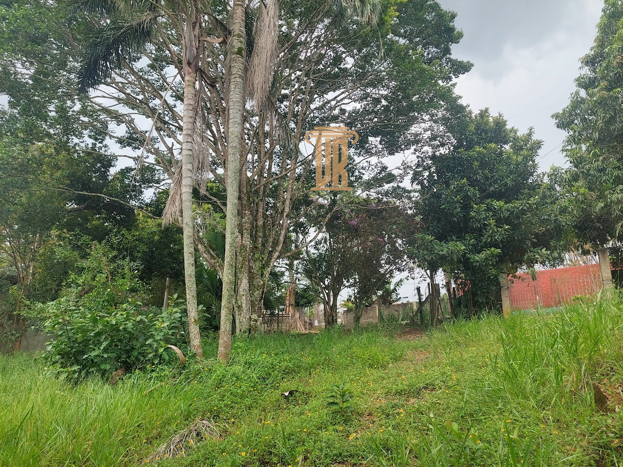 Ch&aacute;cara de 1.800m&sup2; a venda em S&atilde;o Jos&eacute; dos Campos - SP Rua Audemo Veneziani São José dos Campos - 