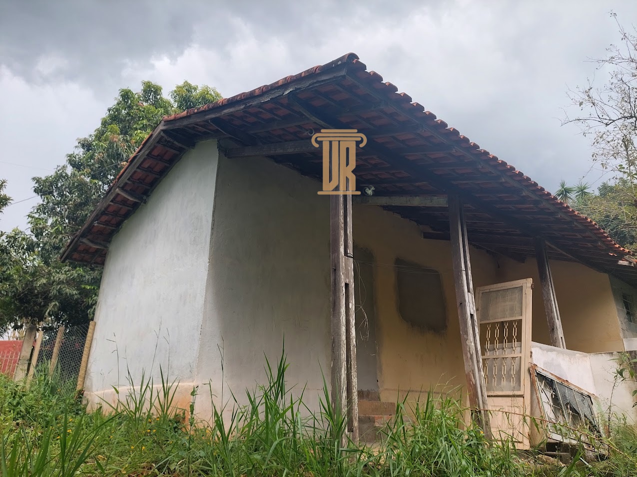 Ch&aacute;cara de 1.800m&sup2; a venda em S&atilde;o Jos&eacute; dos Campos - SP Rua Audemo Veneziani São José dos Campos - 