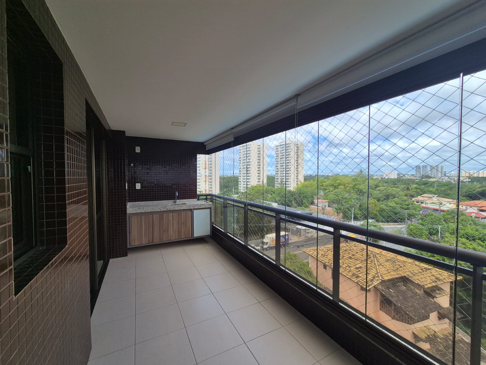 APARTAMENTO 2 QUARTOS SU&Iacute;TES VARANDA DEPEND&Ecirc;NCIA PISCINA ACADEMIA GARAGENS VENDA PATAMARES  Salvador - 