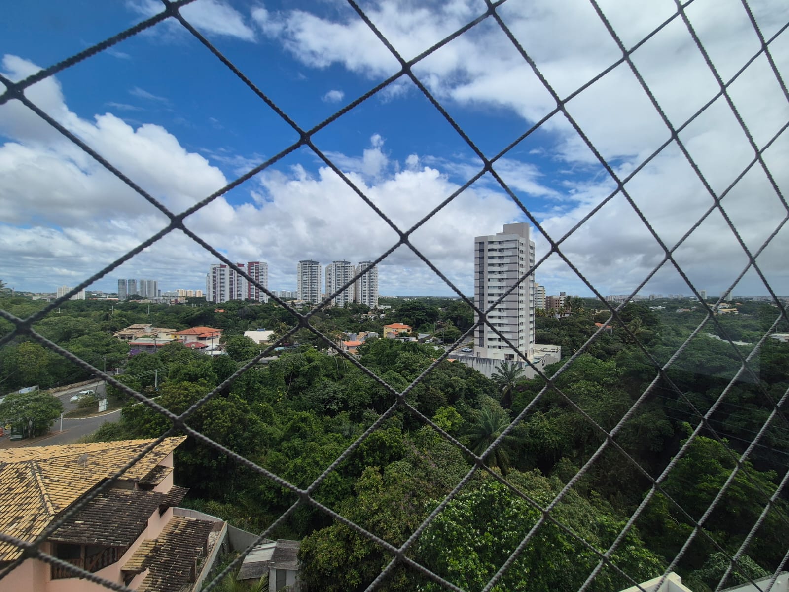 APARTAMENTO 2 QUARTOS SU&Iacute;TES VARANDA DEPEND&Ecirc;NCIA PISCINA ACADEMIA GARAGENS VENDA PATAMARES  Salvador - 