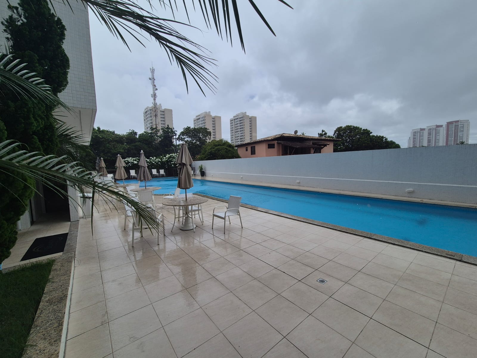 APARTAMENTO 2 QUARTOS SU&Iacute;TES VARANDA DEPEND&Ecirc;NCIA PISCINA ACADEMIA GARAGENS VENDA PATAMARES  Salvador - 