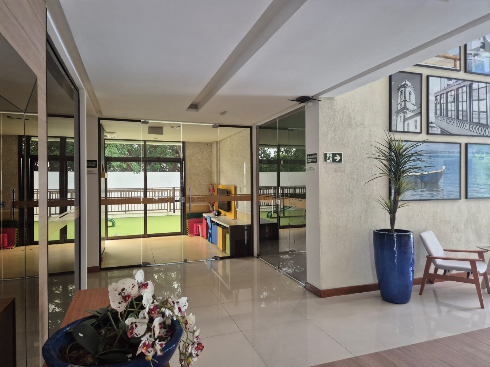 APARTAMENTO 2 QUARTOS SU&Iacute;TES VARANDA DEPEND&Ecirc;NCIA PISCINA ACADEMIA GARAGENS VENDA PATAMARES  Salvador - 