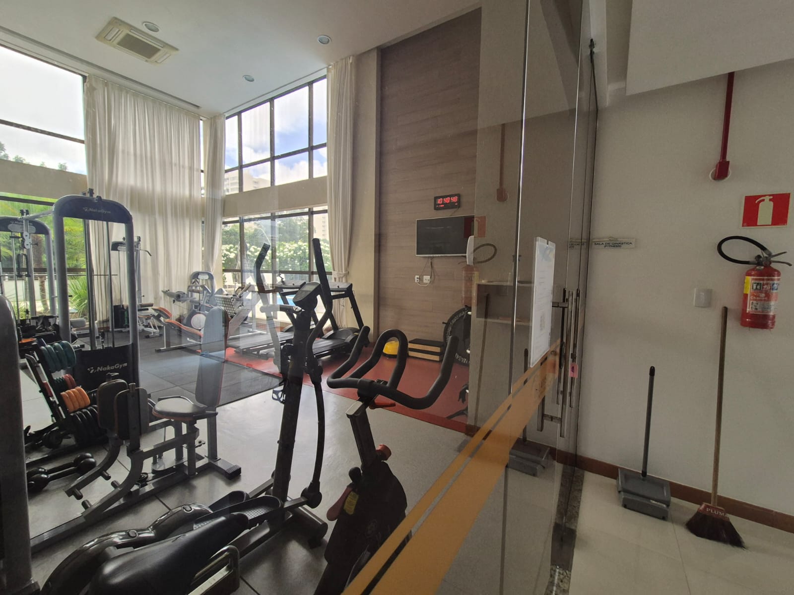 APARTAMENTO 2 QUARTOS SU&Iacute;TES VARANDA DEPEND&Ecirc;NCIA PISCINA ACADEMIA GARAGENS VENDA PATAMARES  Salvador - 