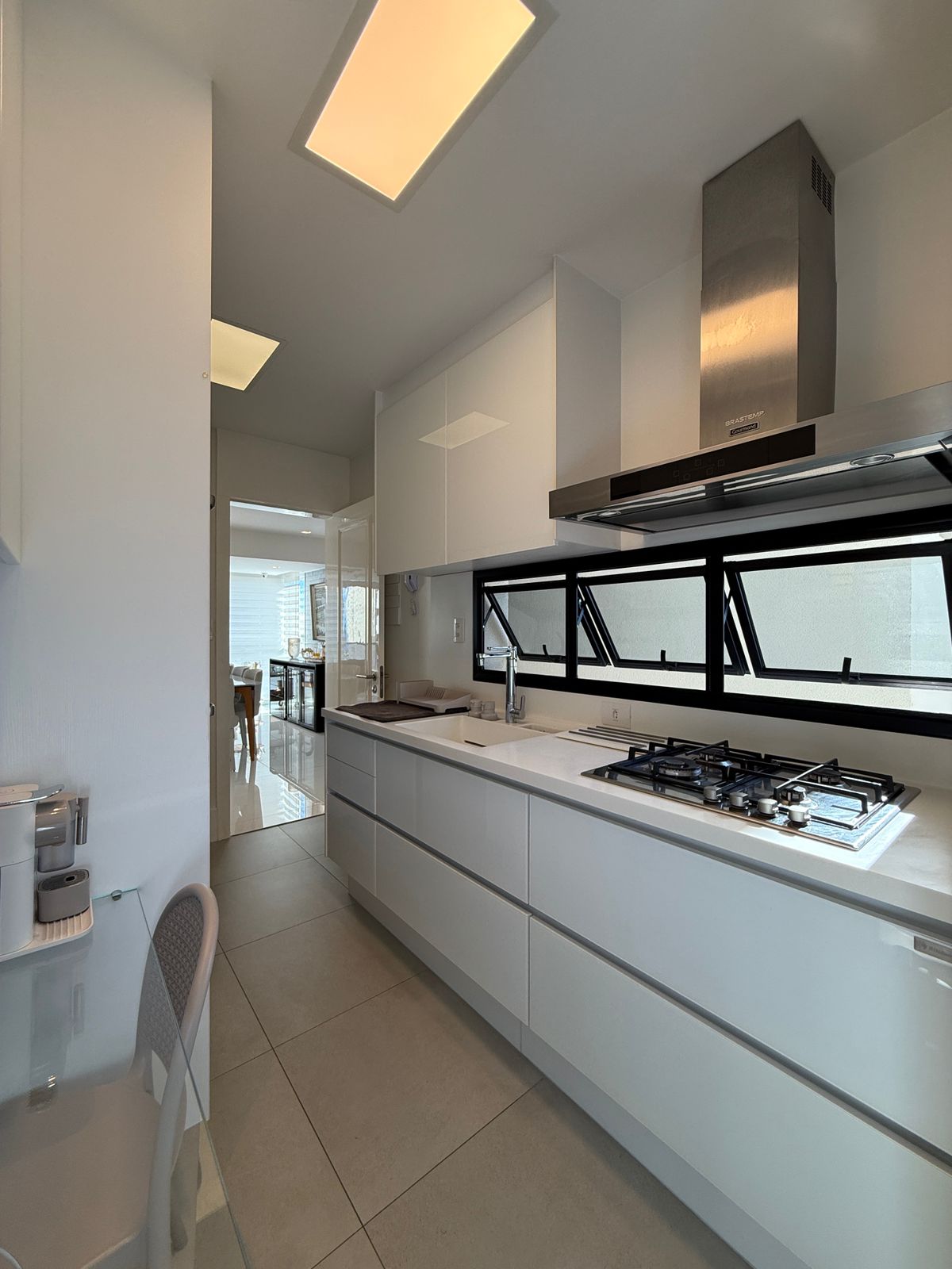 APARTAMENTO 3 QUARTOS 2 SU&Iacute;TES HOME VARANDA 2 GARAGENS PISCINA ACADEMIA &Agrave; VENDA NA GRA&Ccedil;A! Rua Humberto de Campos Salvador - 