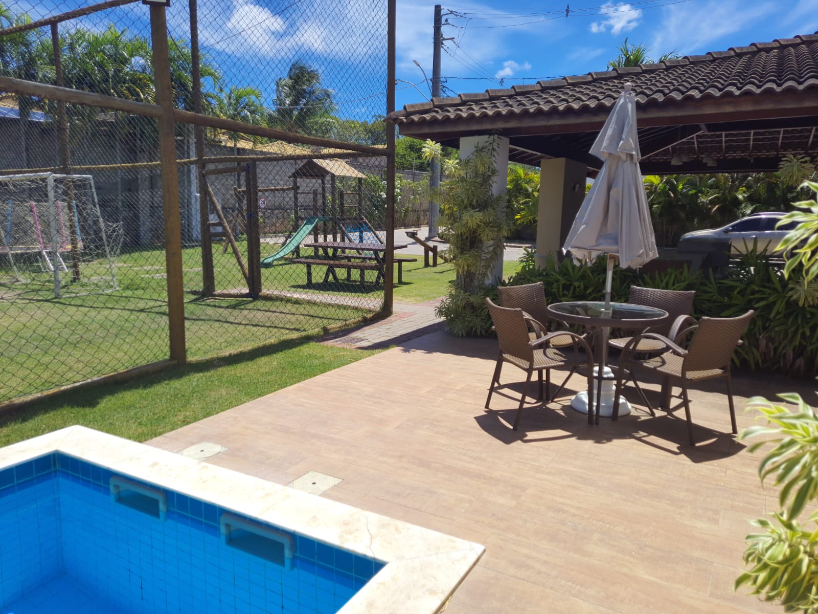 Casa 3/4 &agrave; Venda no Condom&iacute;nio Clube &Eacute;vora Sol &ndash; Abrantes Rua Sítio do Assis Camaçari - 