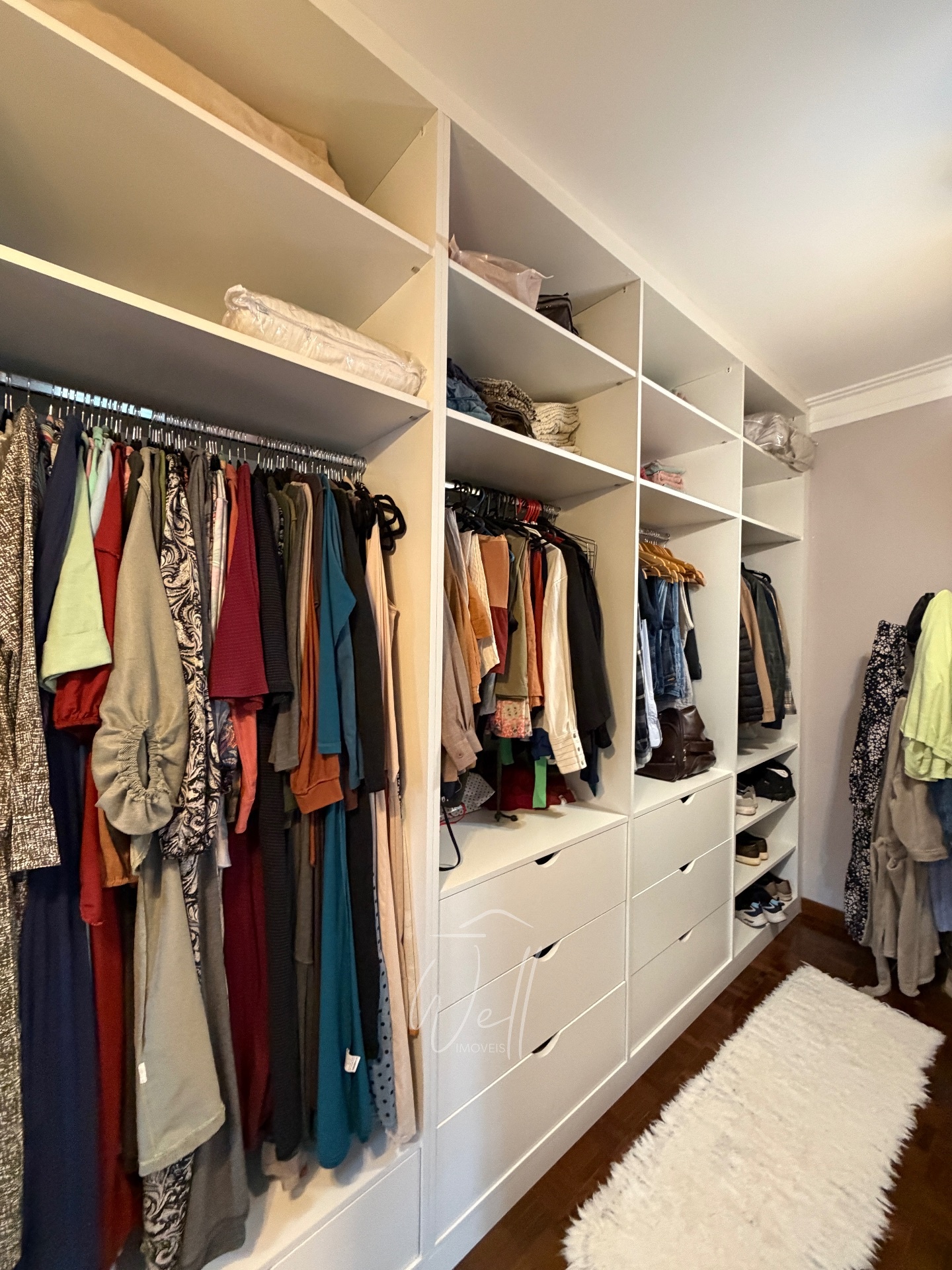 Sobrado de esquina no Parque dos P&aacute;ssaros em SBC 290m2 - 03 dormit&oacute;rios - 04 vagas  São Bernardo do Campo - 