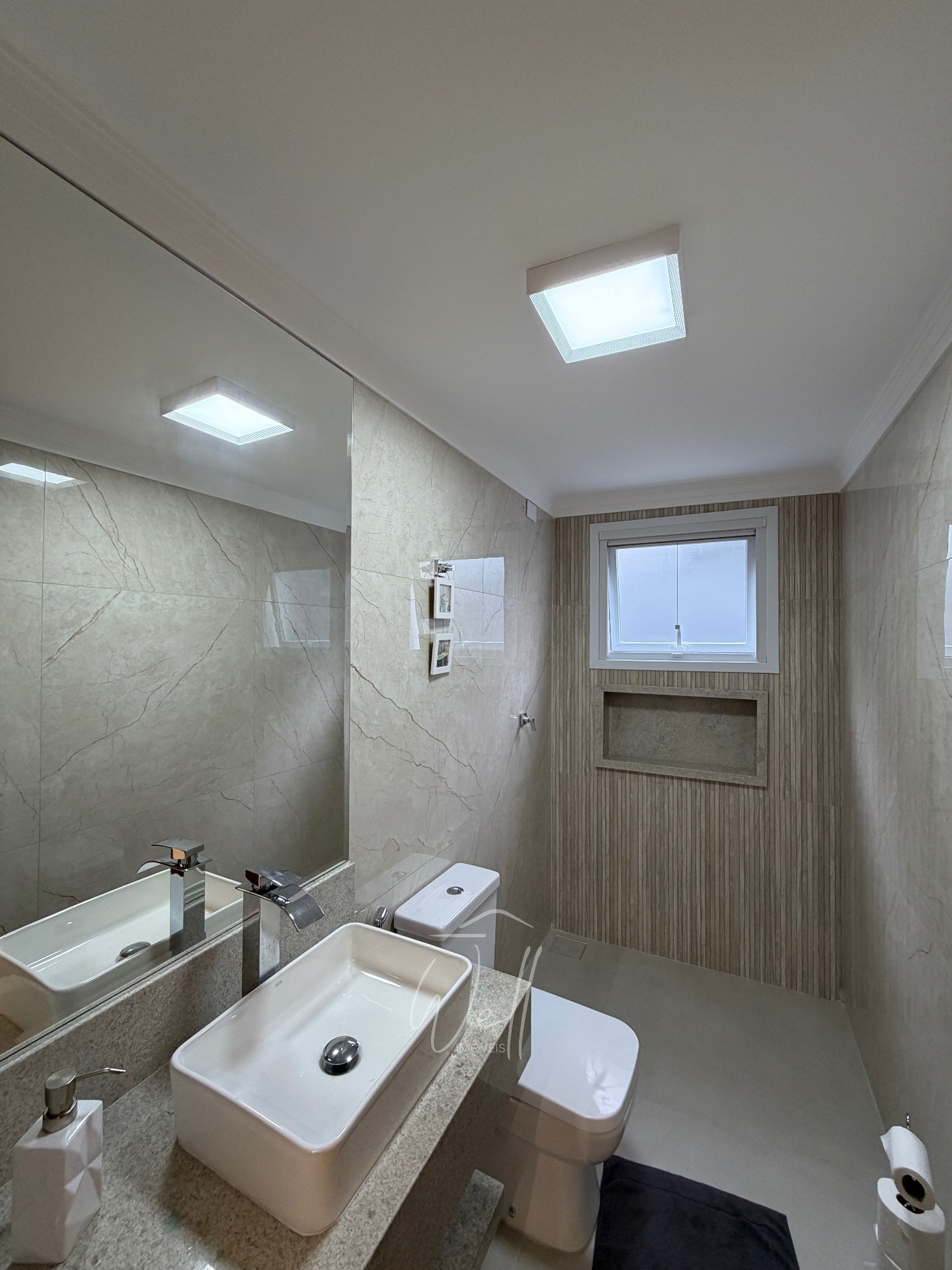 Sobrado de esquina no Parque dos P&aacute;ssaros em SBC 290m2 - 03 dormit&oacute;rios - 04 vagas  São Bernardo do Campo - 