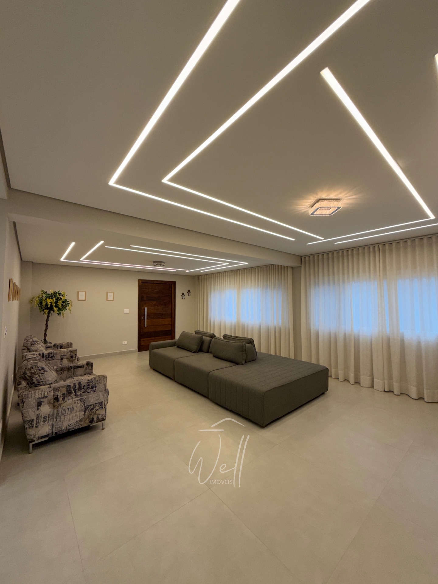 Sobrado de esquina no Parque dos P&aacute;ssaros em SBC 290m2 - 03 dormit&oacute;rios - 04 vagas  São Bernardo do Campo - 