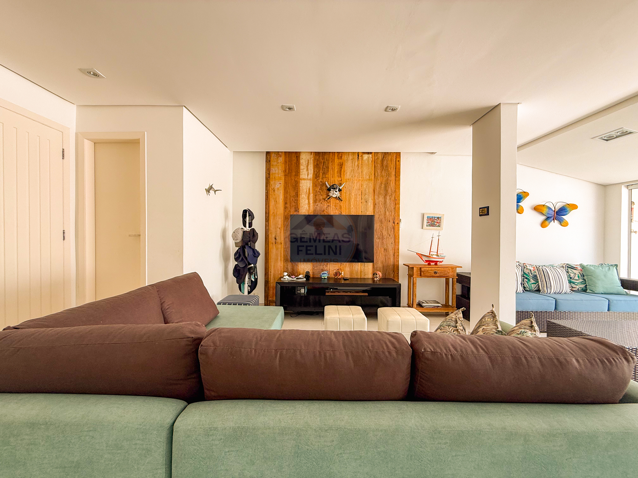 Exclusiva Casa P&eacute; na Areia em Maresias com Condom&iacute;nio Completo - &Agrave; VENDA  São Sebastião - 