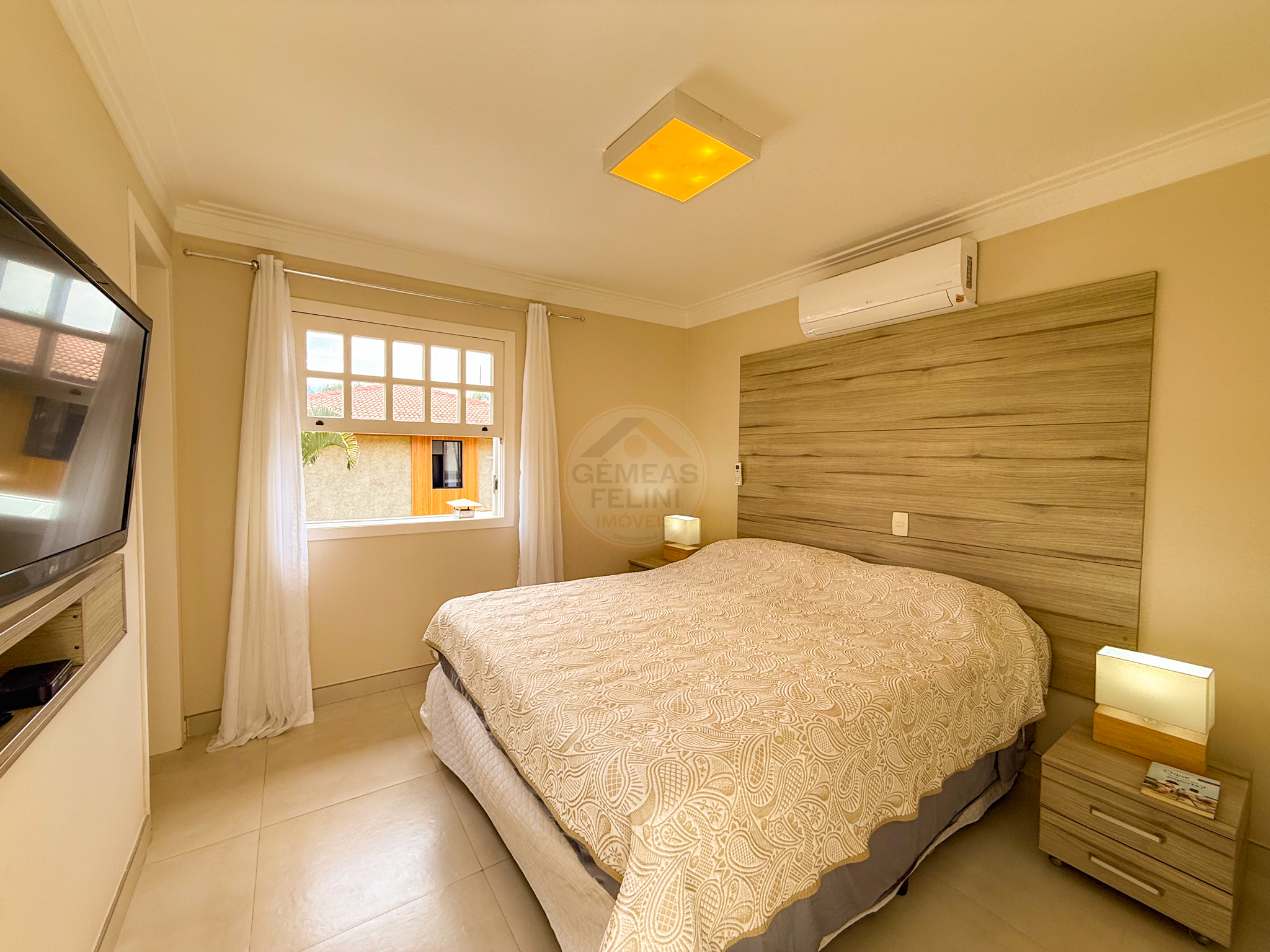 Exclusiva Casa P&eacute; na Areia em Maresias com Condom&iacute;nio Completo - &Agrave; VENDA  São Sebastião - 